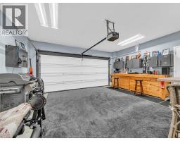 54 HOPE CRESCENT - 18
