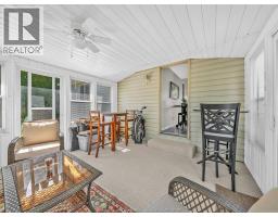 54 HOPE CRESCENT - 21