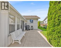 54 HOPE CRESCENT - 25