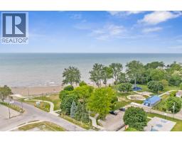 54 HOPE CRESCENT - 30