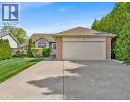 54 HOPE CRESCENT - 4