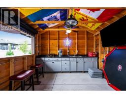 324 Patten CRESCENT - 43