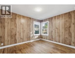 2215 FOREST AVENUE - 10