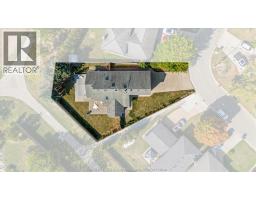 1467 GUILDWOOD CRESCENT - 32
