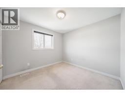 1120 KING LOUIS - 20