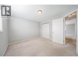 1120 KING LOUIS - 23
