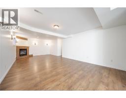 1120 KING LOUIS - 28