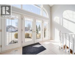 1120 KING LOUIS - 7