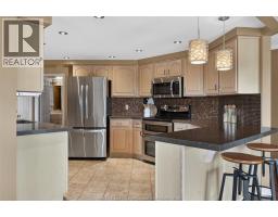 310 VILLAGE GROVE DRIVE UnitNo. 413 - 18