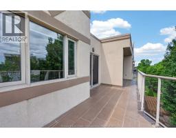 310 VILLAGE GROVE DRIVE UnitNo. 413 - 39