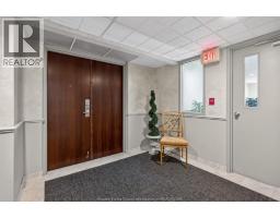 310 VILLAGE GROVE DRIVE UnitNo. 413 - 41