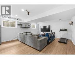 165 THOMAS AVENUE - 19