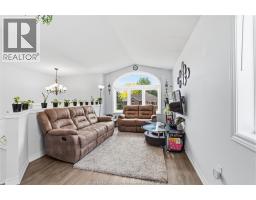 165 THOMAS AVENUE - 6