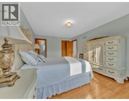 1696 HEBERT - 23