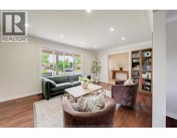 2958 LLOYD GEORGE BOULEVARD - 12