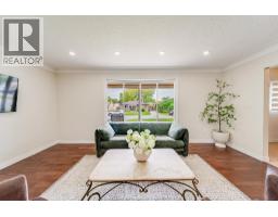 2958 LLOYD GEORGE BOULEVARD - 13