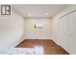 2958 LLOYD GEORGE BOULEVARD - 28