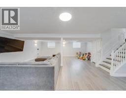2958 LLOYD GEORGE BOULEVARD - 35