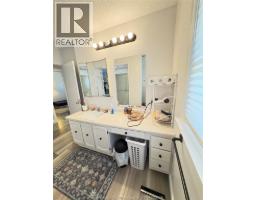 2437 RIVERSIDE DRIVE West - 14