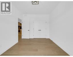 2614 BARKLEY AVENUE - 15