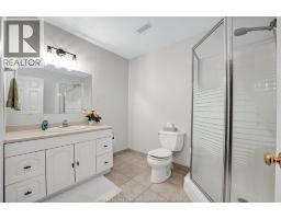 398 THORN RIDGE CRESCENT - 41