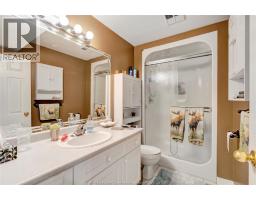 1529 CHATEAU - 22