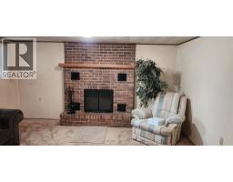 376 FRYER STREET - 25