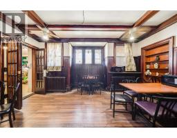 801 VICTORIA AVENUE - 20