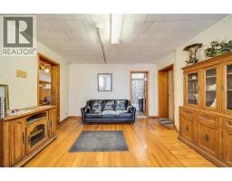 801 VICTORIA AVENUE - 27