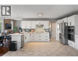 1056 MARTIN LANE - 10