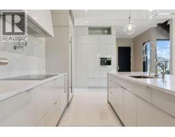 152 GRANDVIEW AVENUE - 12