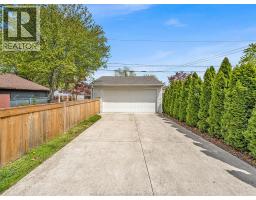 1038 JANISSE - 33
