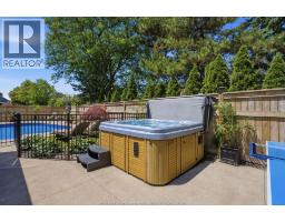 535 HARBOURNE CRESCENT - 44