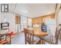 9524 WALKER ROAD - 14
