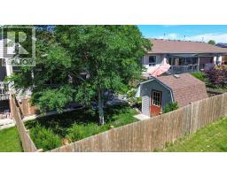 176 BENNIE AVENUE - 12