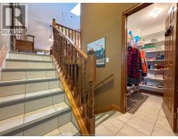 176 BENNIE AVENUE - 14