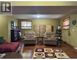 176 BENNIE AVENUE - 39