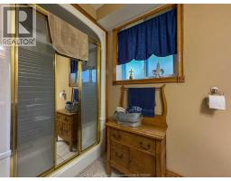 176 BENNIE AVENUE - 42