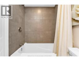 281 LAKEVIEW DRIVE - 43