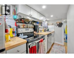1396 LILLIAN AVENUE - 24