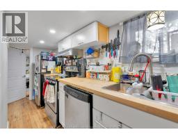 1396 LILLIAN AVENUE - 25