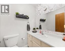 9 SHERWOOD - 27