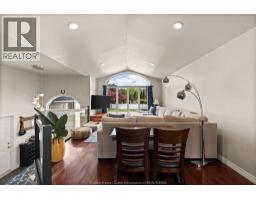 5989 ROSEWOOD CRESCENT - 4