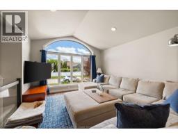5989 ROSEWOOD CRESCENT - 6