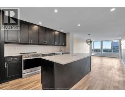 75 RIVERSIDE DRIVE East UnitNo. 1902 - 3