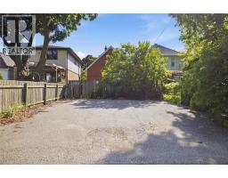 977 GLADSTONE - 30