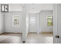 977 GLADSTONE - 8