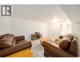 410 CASERTA CRESCENT - 32