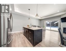 410 CASERTA CRESCENT - 8