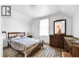 1439 Henry Ford Centre DRIVE - 13